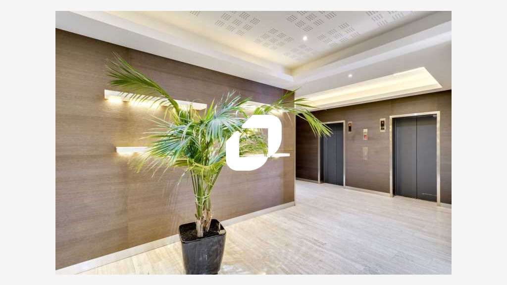 A louer Bureaux 390m² Suresnes