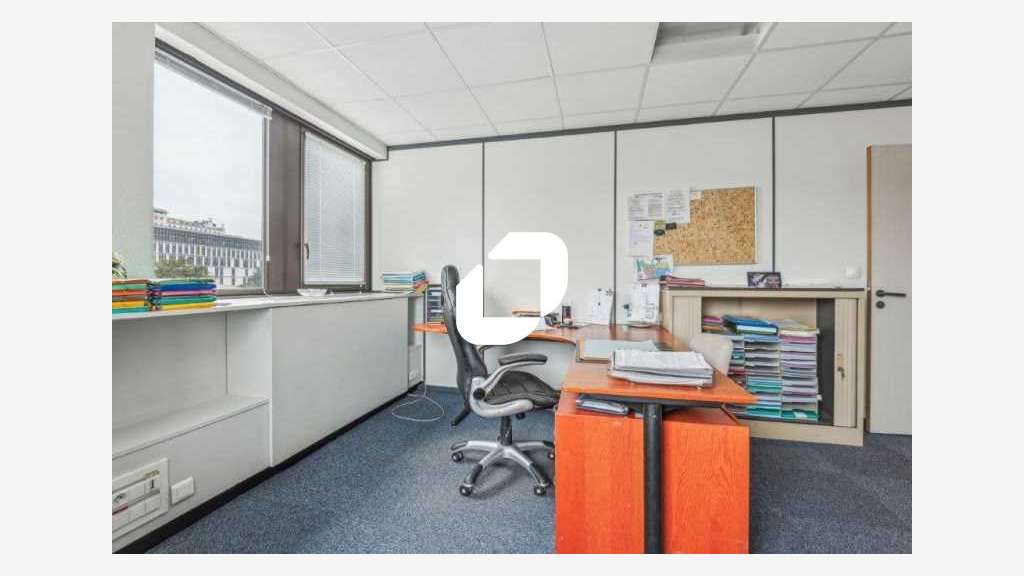 A louer Bureaux 390m² Suresnes