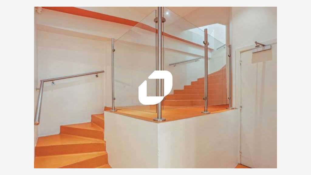 A louer Bureaux 469m² Suresnes