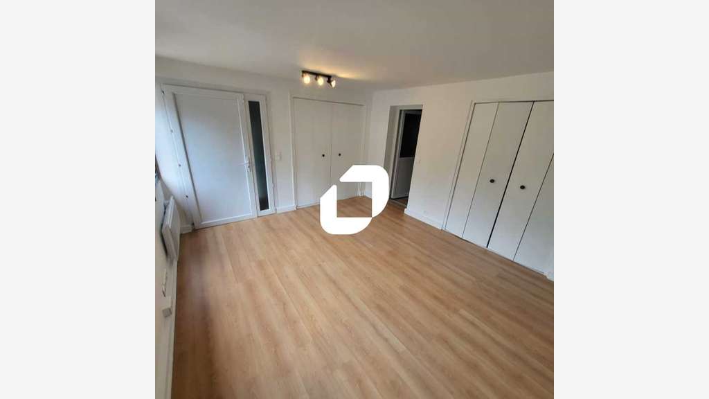 A louer Bureaux 60m² Suresnes