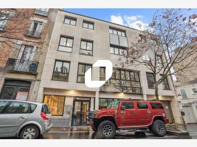 A louer Bureaux 155m² Suresnes