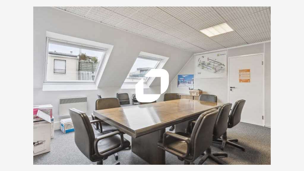 A louer Bureaux 155m² Suresnes