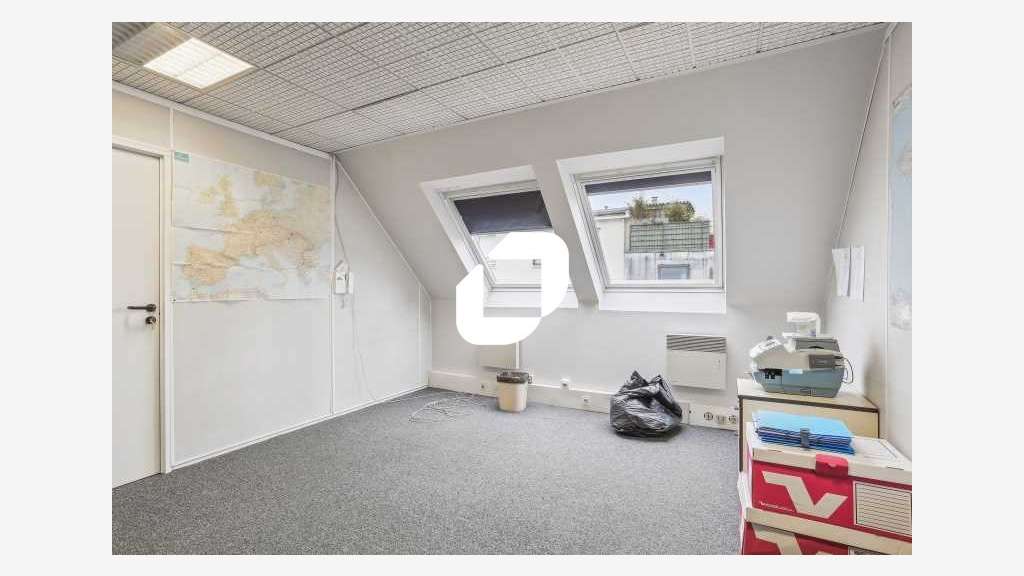 A louer Bureaux 155m² Suresnes
