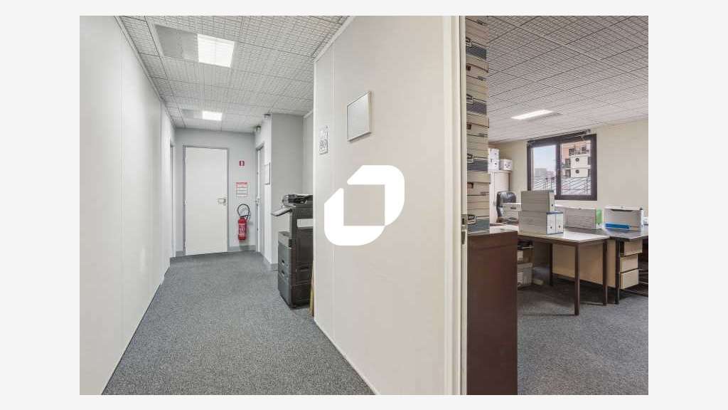 A louer Bureaux 155m² Suresnes