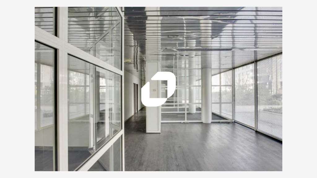 A louer Bureaux 220m² Suresnes