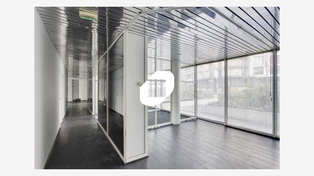 A louer Bureaux 220m² Suresnes