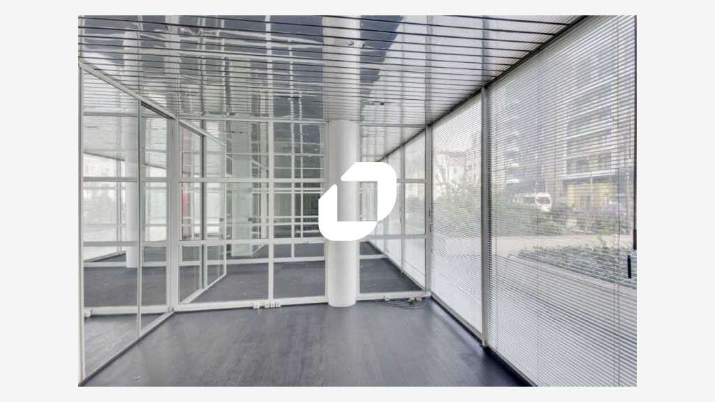 A louer Bureaux 220m² Suresnes