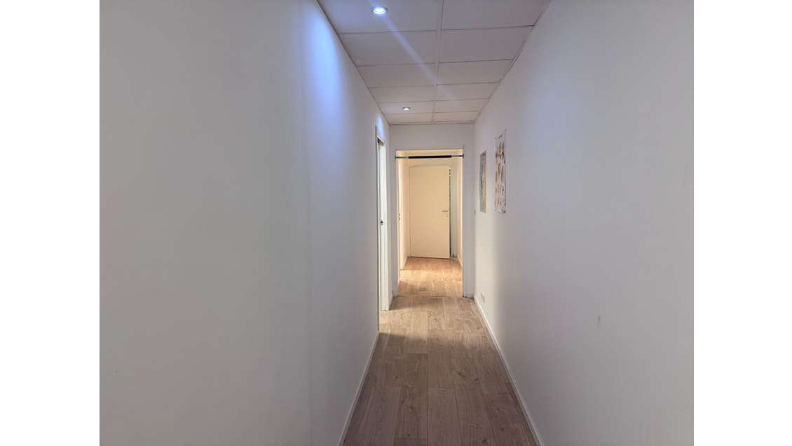 A louer bureaux 56m² en RDC à Taden