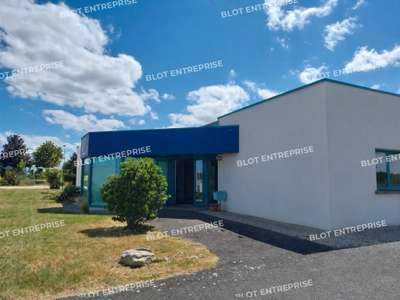 A louer cellule commerciale 240m² à Dinan