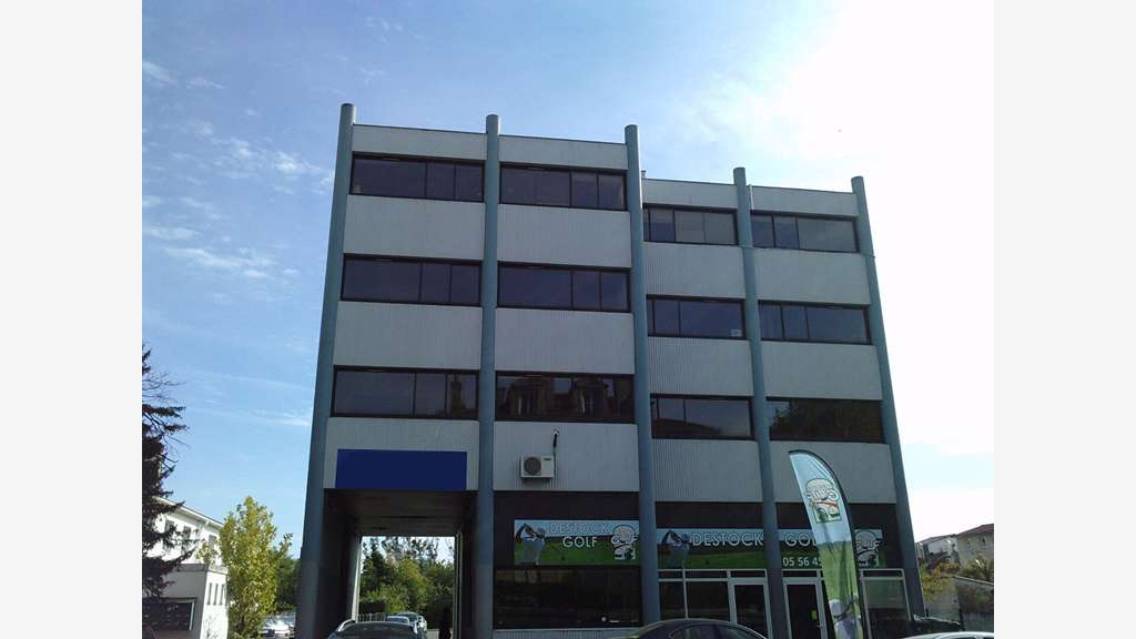 Bureaux 72m² RDC à louer à Talence Cours Gallieni