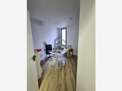 Superbes bureaux 76m² à louer en RDC à Talence