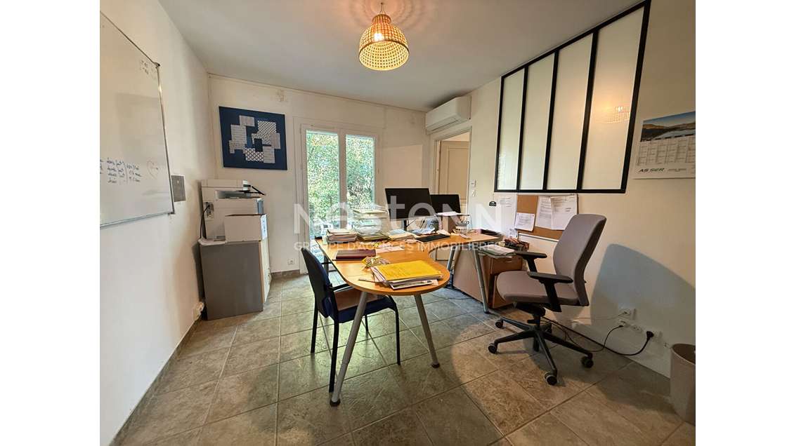 A louer bureaux au pied du tram Talence Forum 