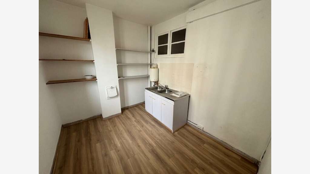 Bureaux 70m² à louer sur axe passant à Tarascon
