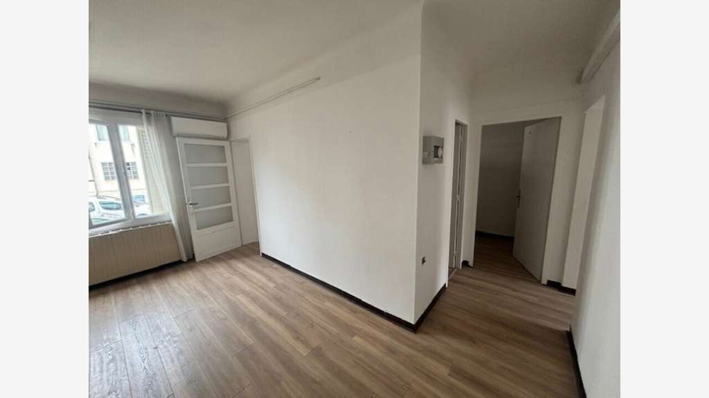 Bureaux 70m² à louer sur axe passant à Tarascon