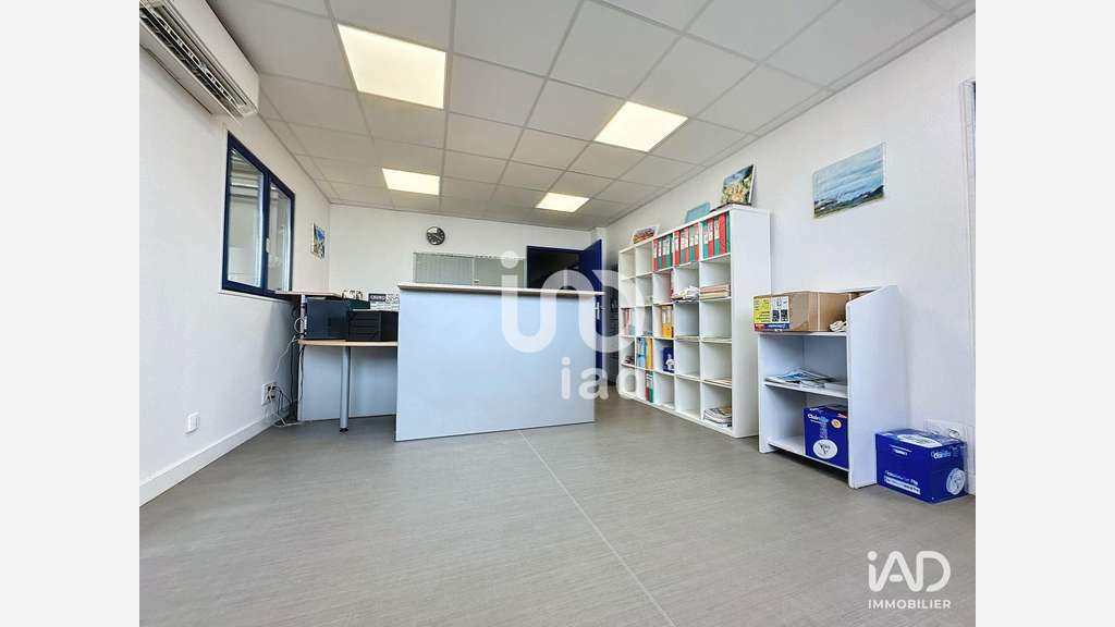 A louer local 135m² zone d'activité de Tarbes