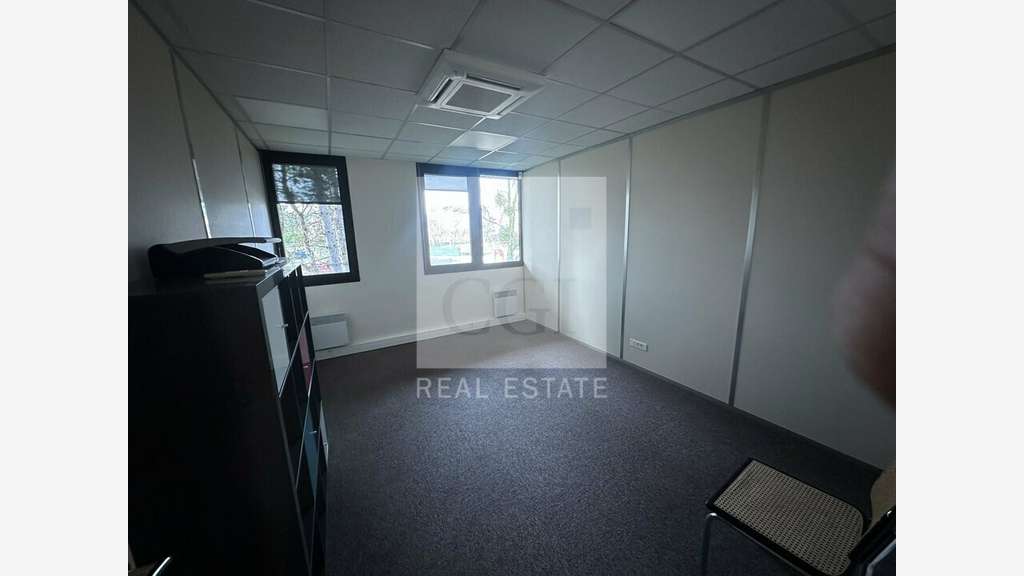 Bureaux rénovés à louer à Tassin-la-Demi-Lune