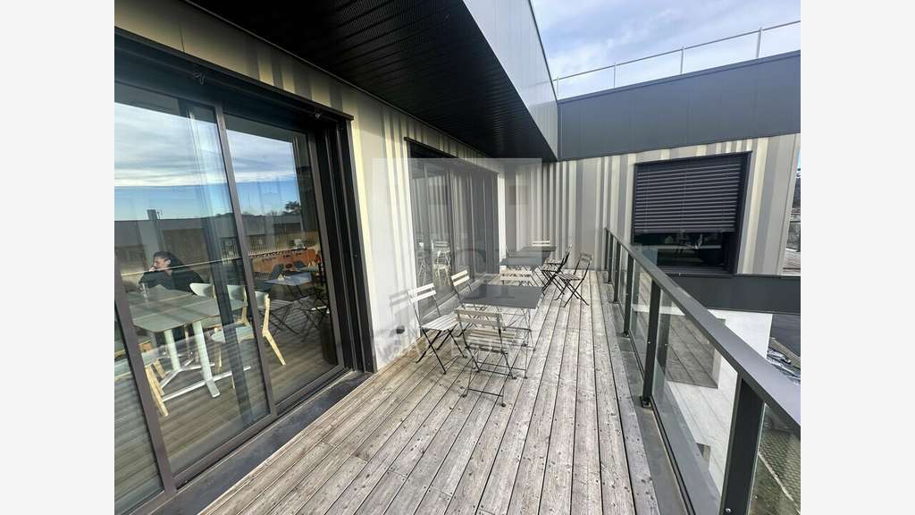 Bureaux rénovés à louer à Tassin-la-Demi-Lune