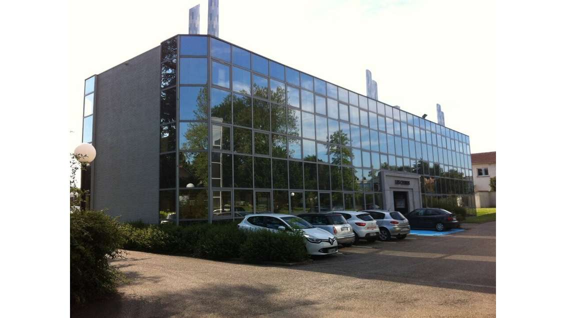 Bureaux 210m² RDC à louer à Tassin-la-Demi-Lune