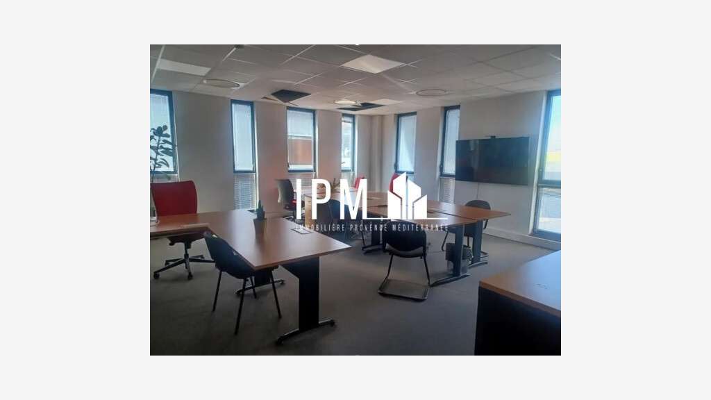 A louer bureaux 610m² Chateau Gombert 13013