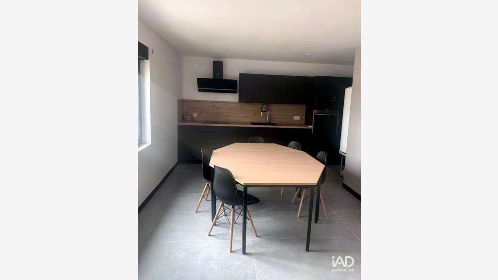 A louer bureau rénovés 15 à 20m² à Teting sur Nied
