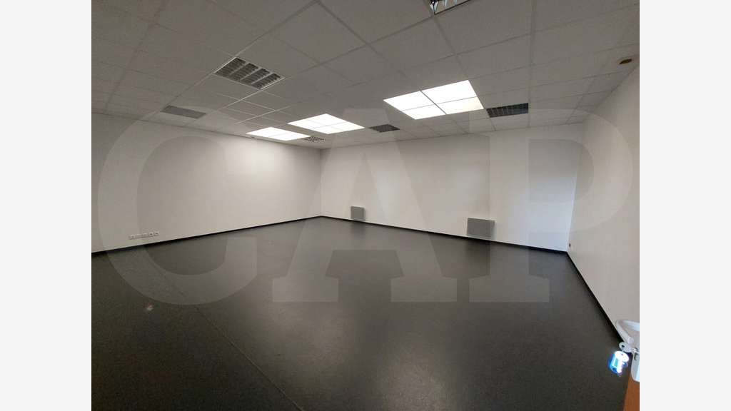 A louer bureaux 184m² à Theix-Noyalo