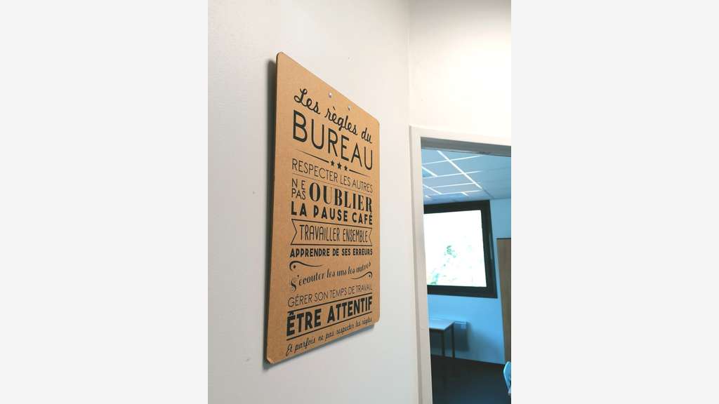 Plateau de bureaux 184m² R+1 à louer Vannes Est