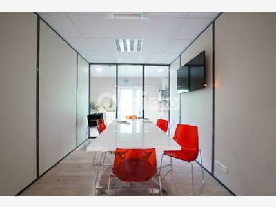 BUREAUX A LOUER - 154,20 m² - THURINS