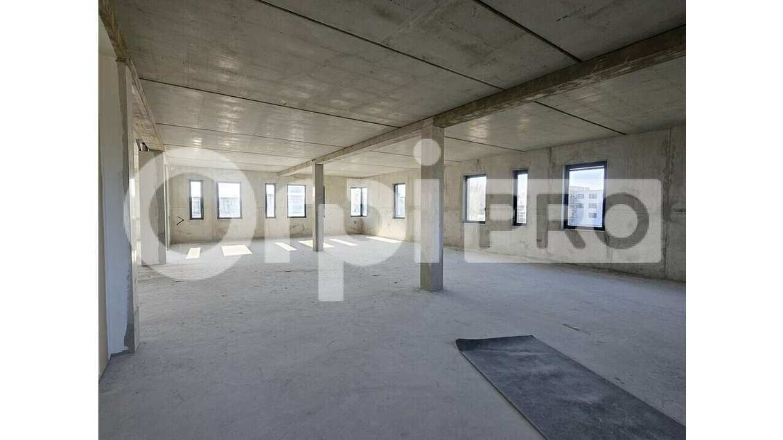 A louer bureaux 329m² R+1 à Tinqueux