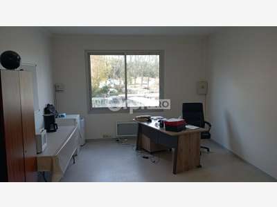 Bureaux 240m² R+1 à louer à Reims Tinqueux