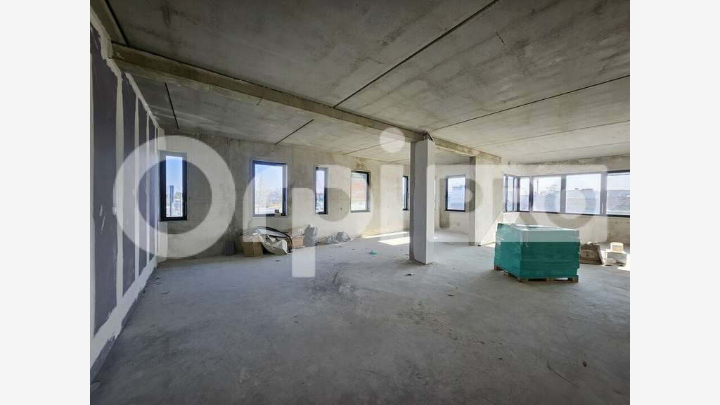 Bureaux 329 m²