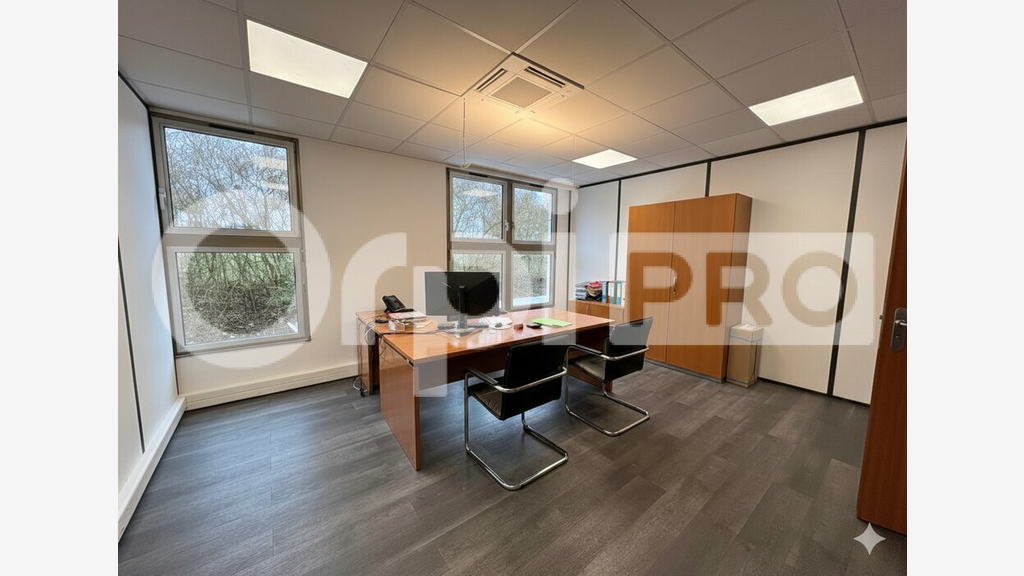 Bureaux fonctionnels à louer à Torcy