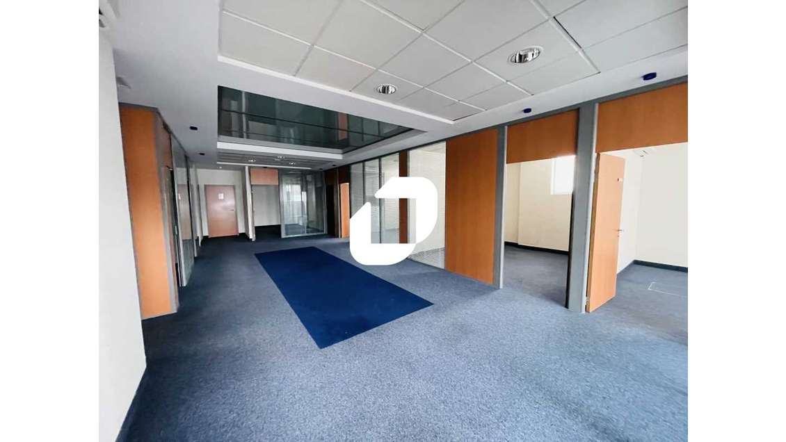 A louer Bureaux 530m² Torcy