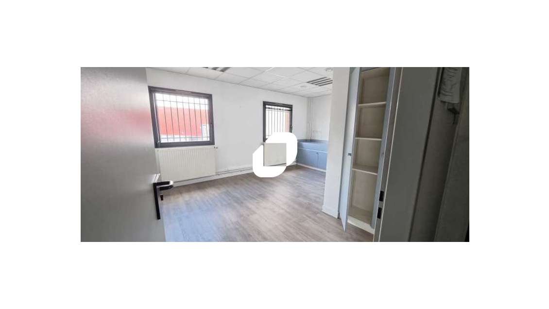 A louer Bureaux 200m² Torcy
