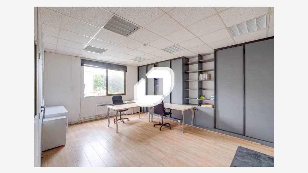 A louer Bureaux 57m² Torcy