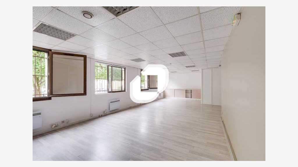 A louer Bureaux 57m² Torcy