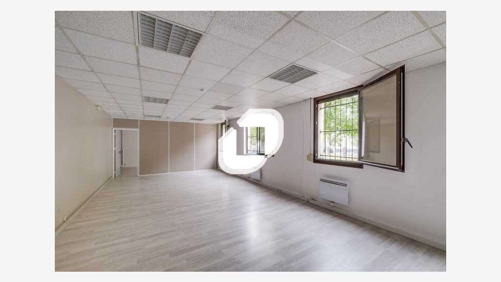 A louer Bureaux 57m² Torcy