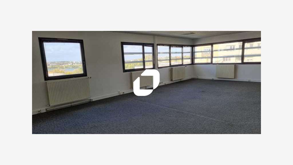 A louer Bureaux 119m² Torcy