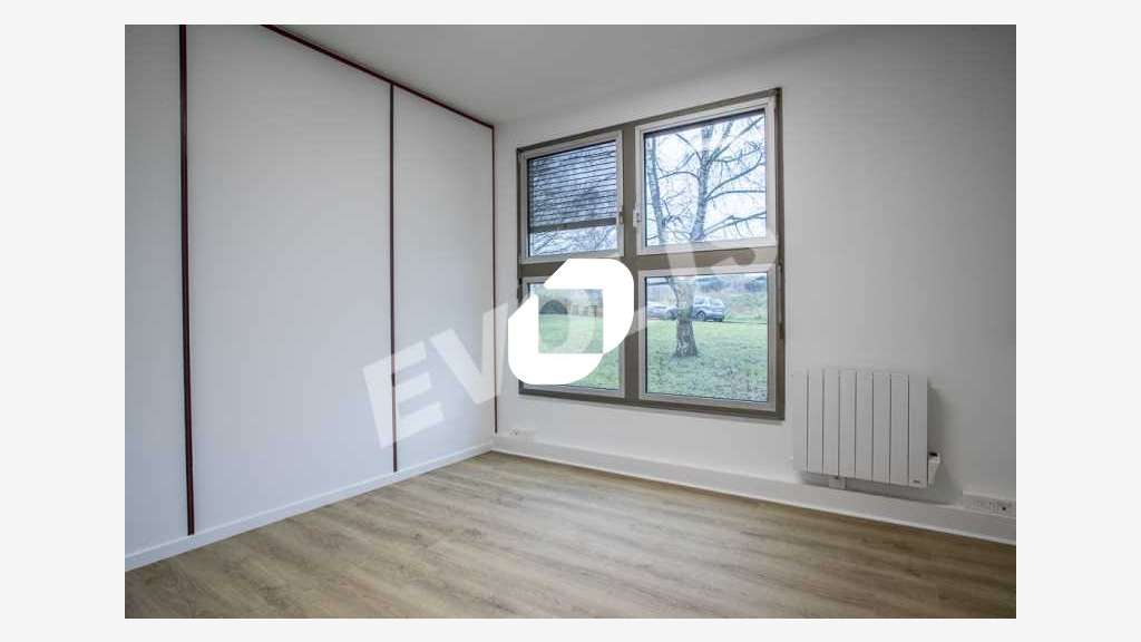 A louer Bureaux 134m² Torcy