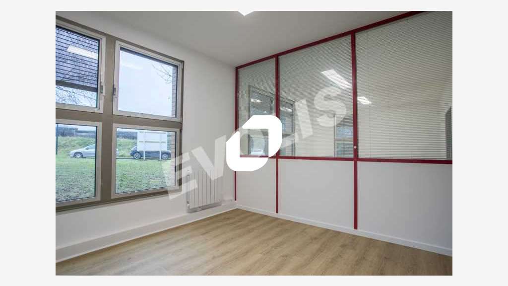 A louer Bureaux 134m² Torcy