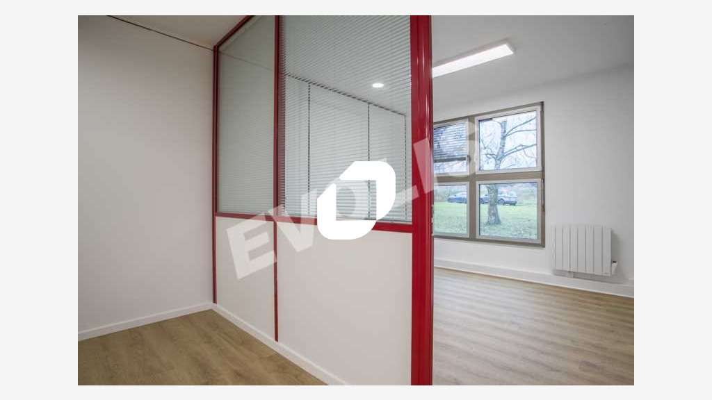 A louer Bureaux 134m² Torcy