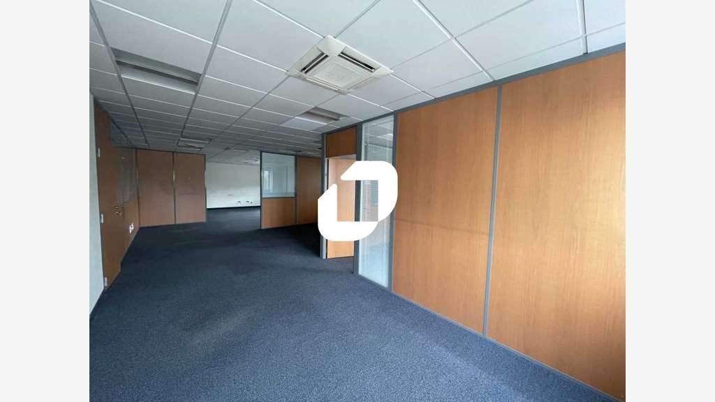 A louer Bureaux 530m² Torcy