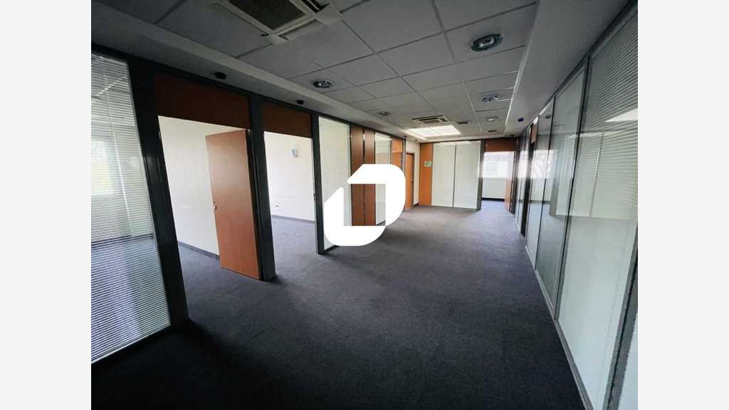 A louer Bureaux 530m² Torcy