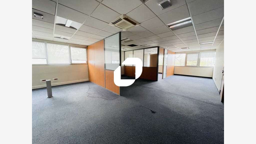 A louer Bureaux 530m² Torcy