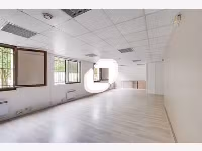 A louer Bureaux 39m² Torcy