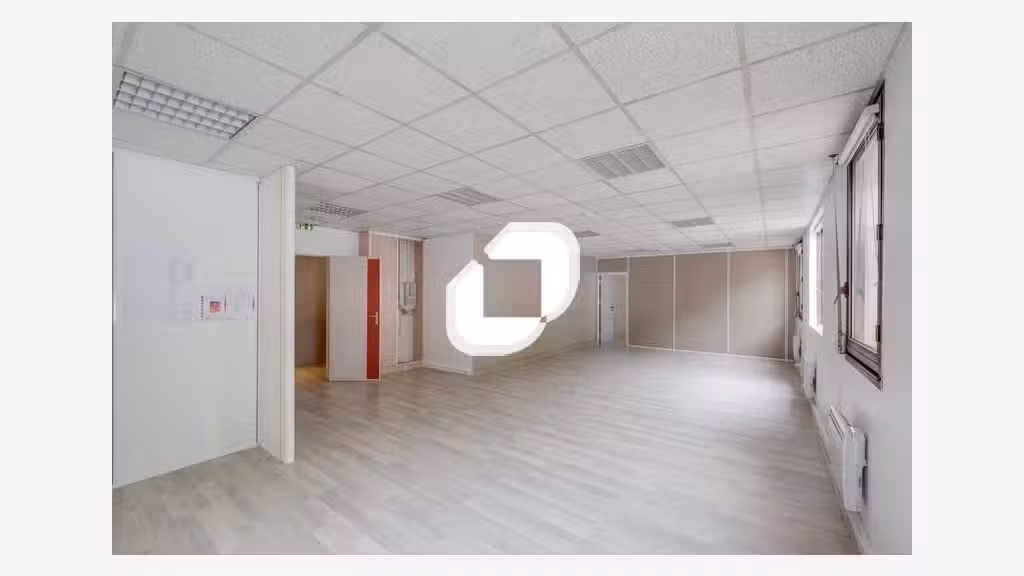 A louer bureaux de 39m² à Torcy prox A4