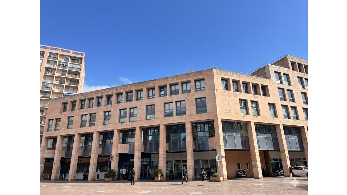 A louer bureaux 713m² divisibles à Toulon centre