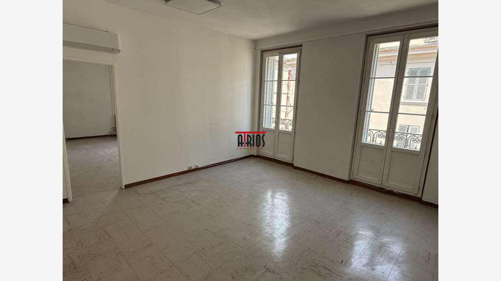 A louer bureaux de 106m² au centre de Toulon