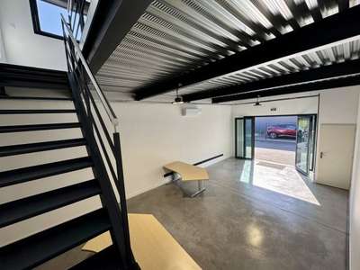 A louer bureaux proche péage autoroute à Toulouges