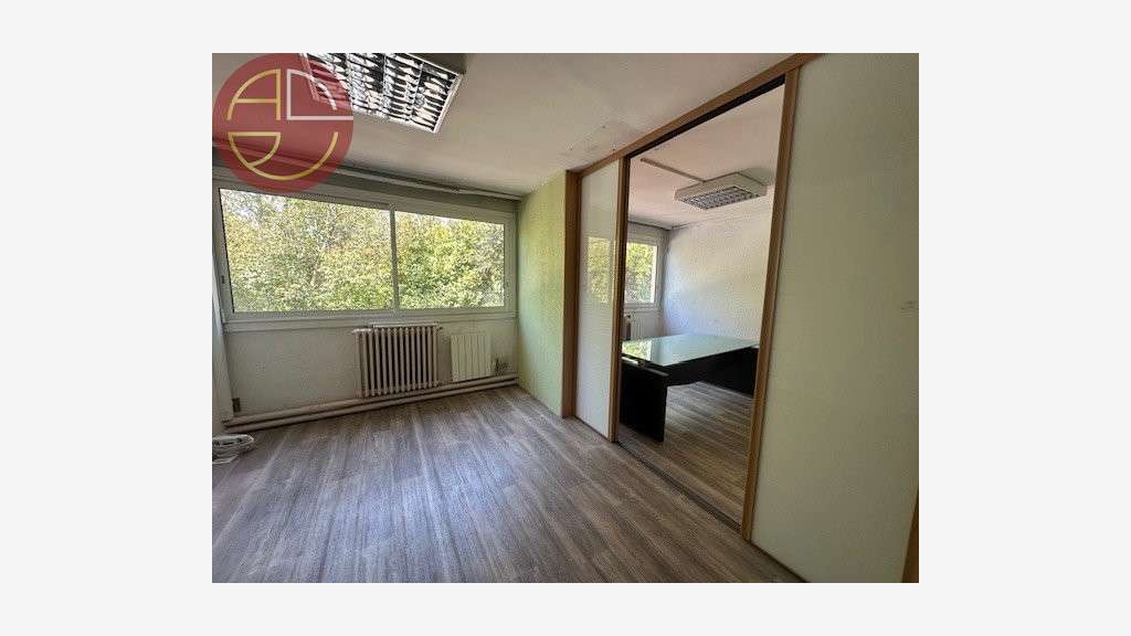 Loue bureaux 240m² à Toulouse centre Saint-Michel