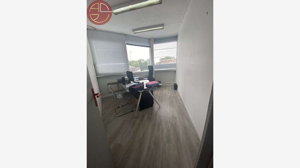 Bureaux à louer 128m² à Toulouse Zone Thibaut